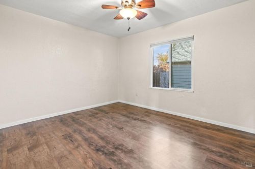120 Thomas St, Ukiah CA  95482-5822 exterior