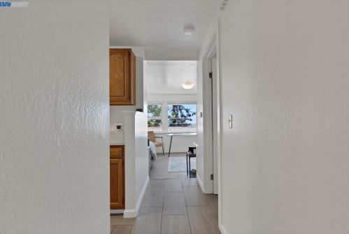 64 Panoramic Way, Berkeley CA 94704-2540 exterior