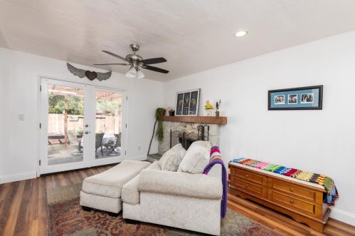 1412 Cottonwood St, Woodland CA  95695-5134 exterior