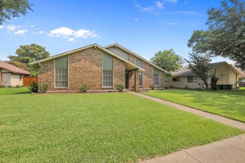 1903 Eastfield Dr, Richardson TX  75081-5435 exterior