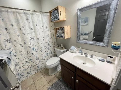 536 Oakridge Dr, Greenville TX  75402-7601 exterior