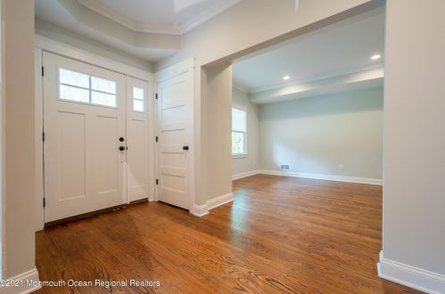 803 Leonardville Rd, Leonardo NJ  07737-1335 exterior