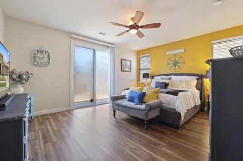 767 Red Barn Pl, Lathrop CA  95330-8975 exterior