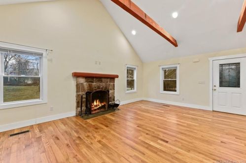 2691 Long Ridge Rd, Stamford, CT 06903-1127