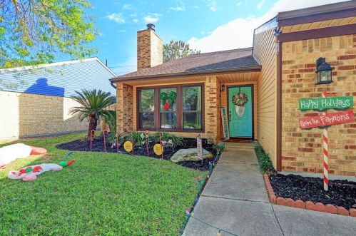 2707 Country Place Dr, Richmond, TX 77406-2374