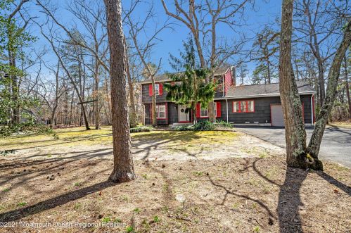 1068 Toms River Rd, Jackson Twp NJ  08527-5240 exterior