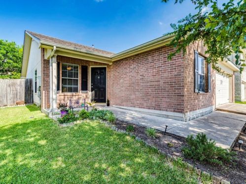 230 Carriage Way, Uhland, TX 78640-5461