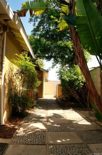 13141 Lewis St, Garden Grove CA  92843-2227 exterior