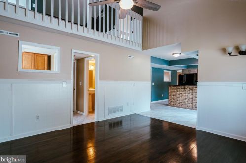 9 Heatherfield Way, Dover DE  19904-9752 exterior