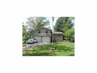 396 Professor St, Elyria OH  44074-1831 exterior