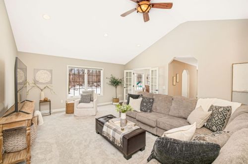 607 Crestview Ln, Mukwonago WI  53149-1103 exterior