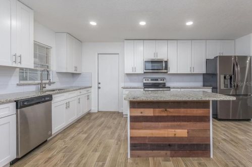 31 Cosmos Dr, Orlando FL 32807-4931 exterior