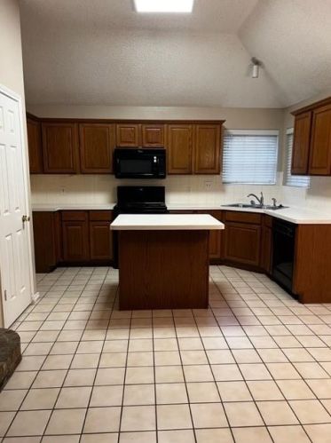 4 Atlantic Ave, Midlothian TX  76065-6738 exterior