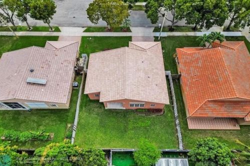 13175 24th St, Hollywood, FL 33027-2632