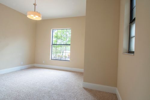 109 Calmo Cir, Port Saint Lucie FL  34984-6610 exterior