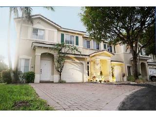 5774 113th Ave, Miami, FL 33178-3893