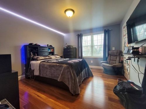 54 Nightingale St, Fall River MA 02721-3217 exterior