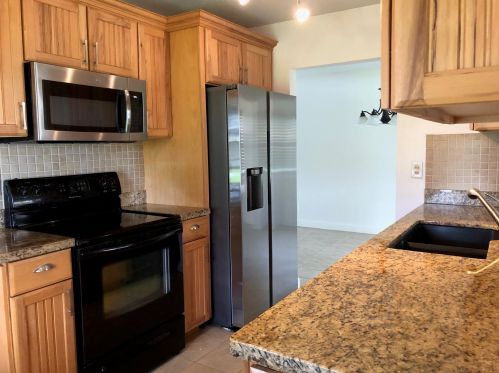 1319 Lake Ct, Boynton Beach, FL 33426-5868