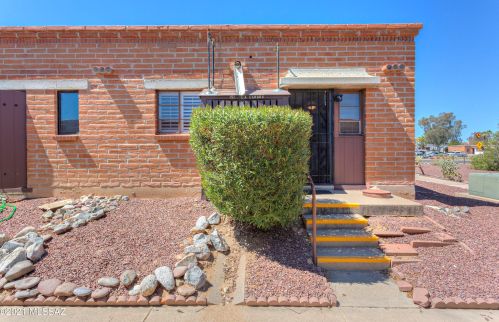 257 La Canada Dr, Green Valley AZ  85614-2692 exterior