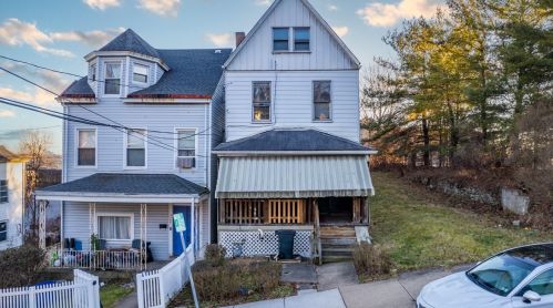 3104 Terrace St, Pittsburgh, PA 15213-2402