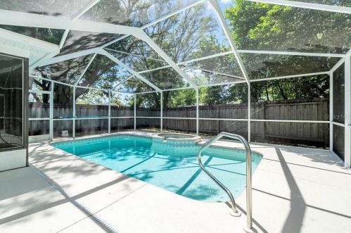 6327 Shane Ln, New Port Richey, FL 34653-5236