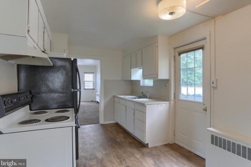 23 Rosanna St, Hummelstown PA  17036-1521 exterior