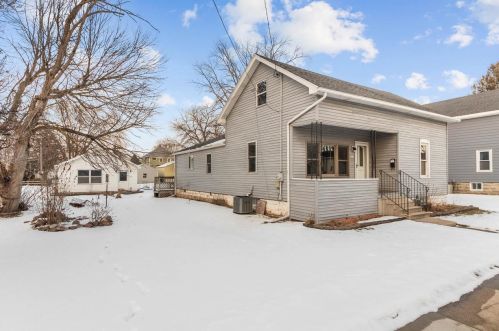 822 Otter Ave, Oshkosh, WI 54901-5443