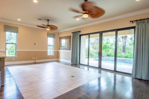 109 Calmo Cir, Port Saint Lucie FL  34984-6610 exterior