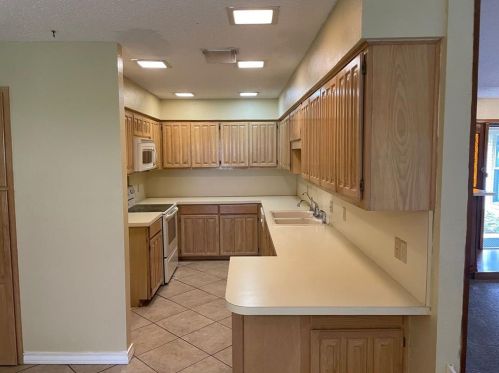 1525 Berkeley Dr, Midlothian TX  76063-2946 exterior