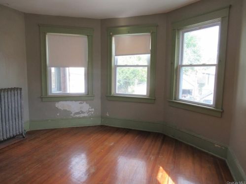 11 Schneider Ave, Highland Falls NY  10928-1409 exterior