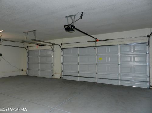 210 Pinon Wood Dr, Sedona AZ 86351-7919 exterior