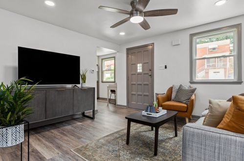 410 Maytide St, Pittsburgh PA  15227-1848 exterior