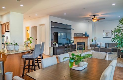 16834 Train Station Ct, Lathrop CA  95330-8638 exterior