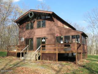 115 Wynd Ter, Shohola, PA 18458-2836