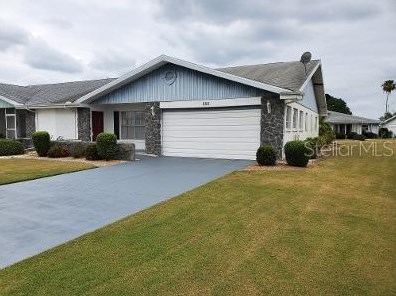 305 Green Manor Dr, Ruskin, FL 33573-5814