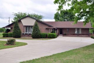 8252 Hillside St, Haysville, KS 67060-7809