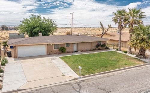 15026 Condor Rd, Victorville, CA 92394-2104