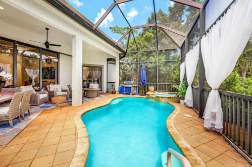 350 Gumbo Limbo Ln, Marco Island FL  34145-1865 exterior