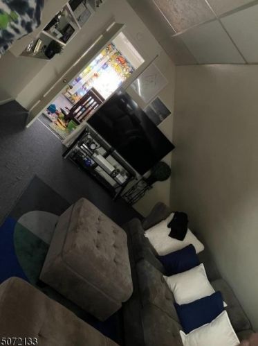 71 Knickerbocker Ave, Paterson NJ 07503-1410 exterior