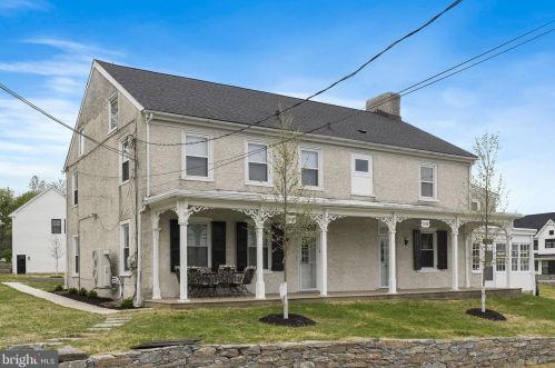 383 Anderson Rd, Norristown, PA 19406-1985