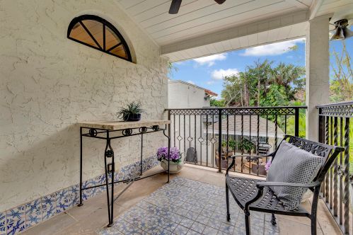 258 Granada Rd, West Palm Beach FL  33401-7921 exterior