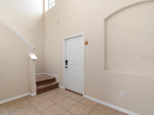 508 Laguna Mill Dr, Ruskin, FL 33570-4941