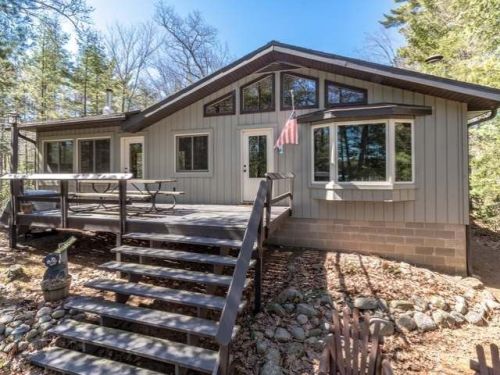 10198 Chippewa Trl, Hazelhurst, WI 54531-9613