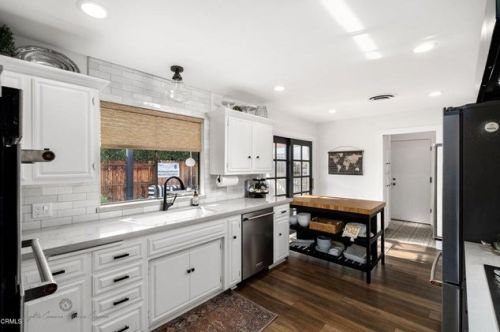 5409 Spyglass Hill Ct, Bakersfield CA 93309-2919 exterior