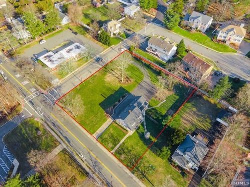296 Ramapo Valley Rd, Oakland NJ  07436-1817 exterior