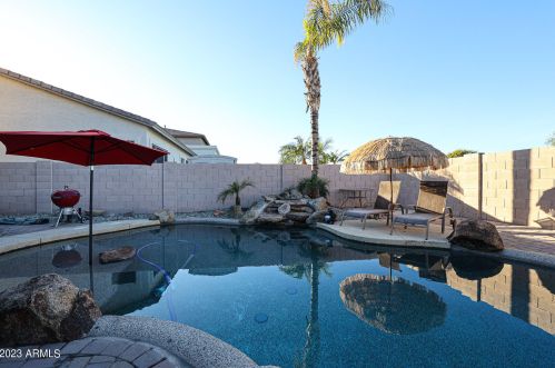 17424 Lundberg St, Sun City AZ  85388-1278 exterior