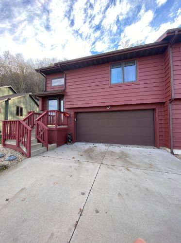 4123 Cliffside Dr, La Crosse WI  54601-8362 exterior
