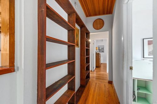 1233 Gloria Dr, Santa Rosa CA 95407-7483 exterior