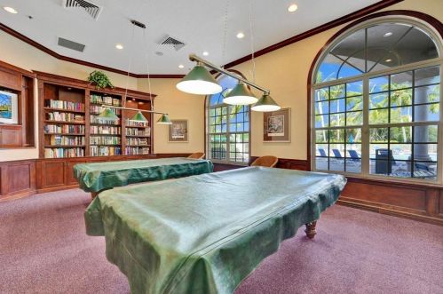 8670 Pine Cay, West Palm Beach FL  33411-5538 exterior