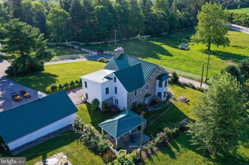 3211 Lincoln Hwy, Parkesburg, PA 19365-2120